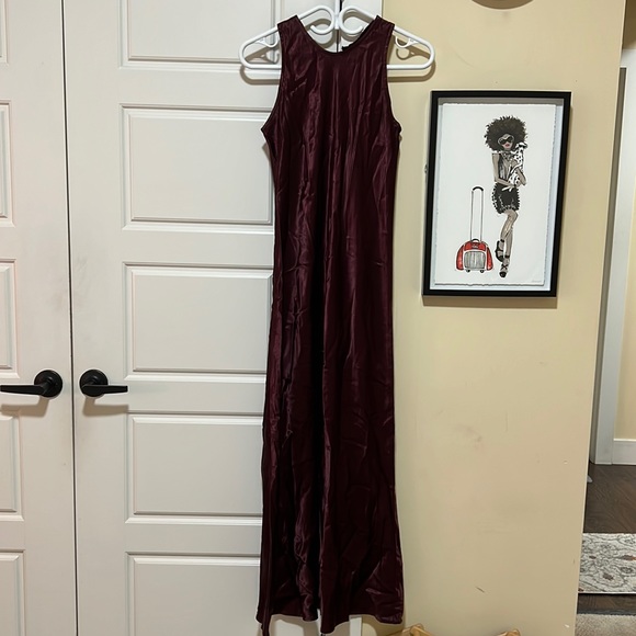 Dress - Picture 1 of 5